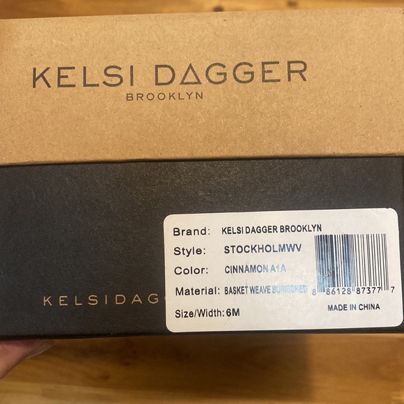 $15 MOVING SALE - NWB Kelsi Dagger Stockholm Braided/Woven Open Toe Flat Sandals - Picture 8 of 8